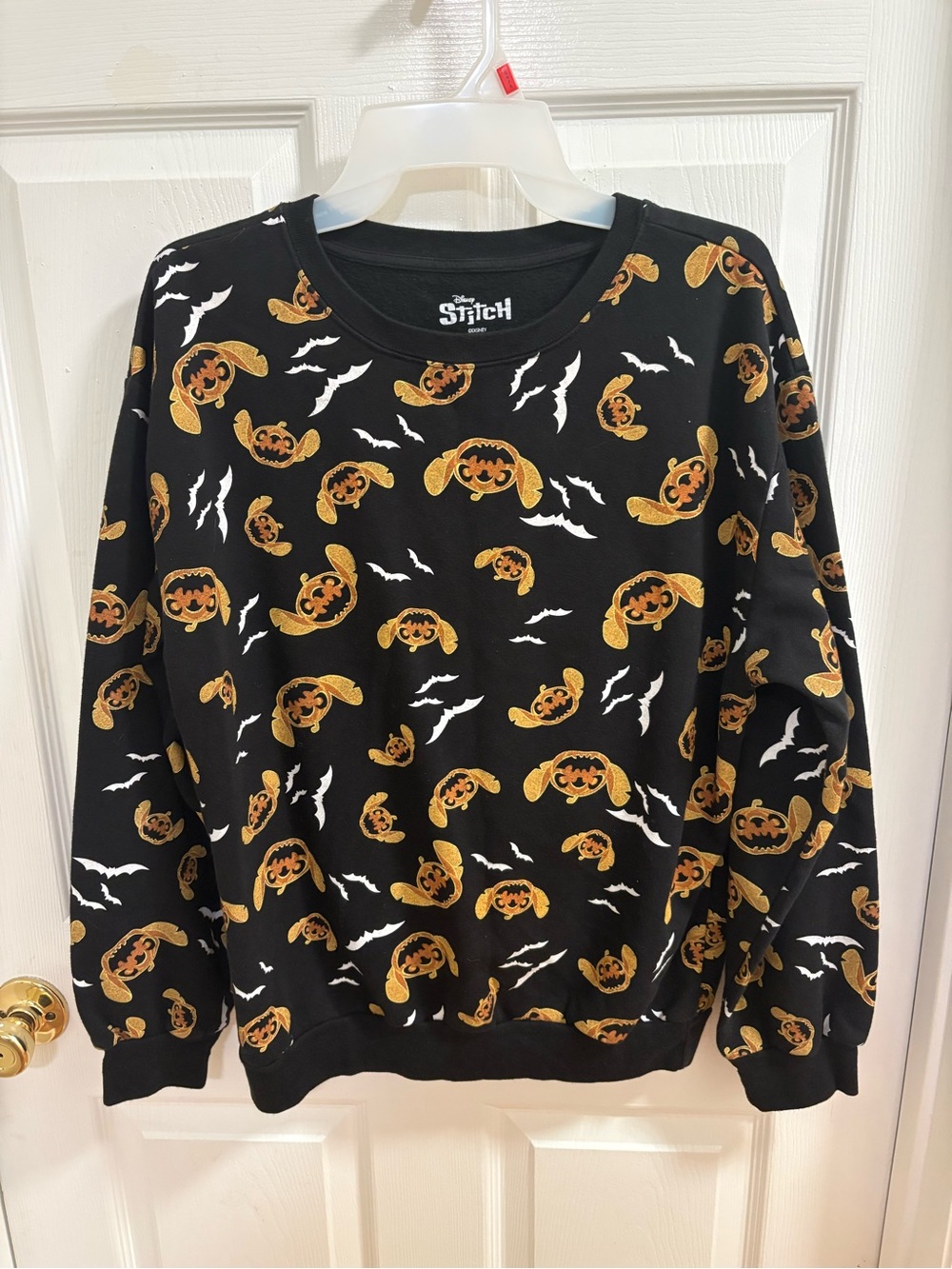 Disney stitch sweat shirt